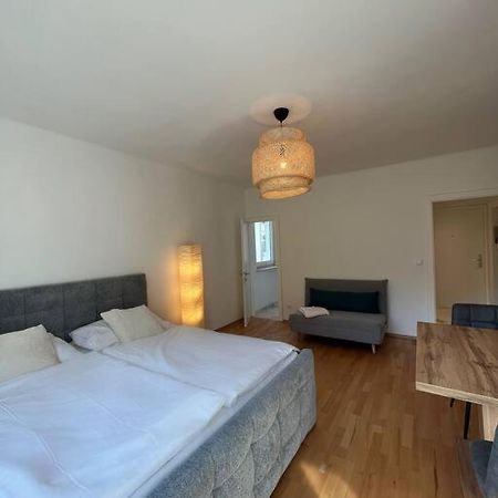 Neue Wohnung Neben Der Meduni Und Dem Lkh Graz Exterior photo