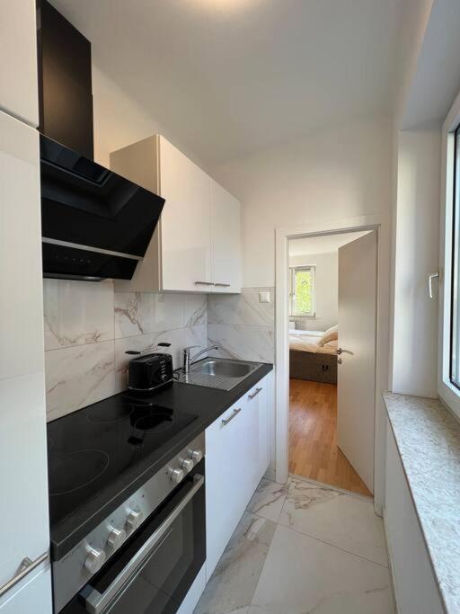 Neue Wohnung Neben Der Meduni Und Dem Lkh Graz Exterior photo